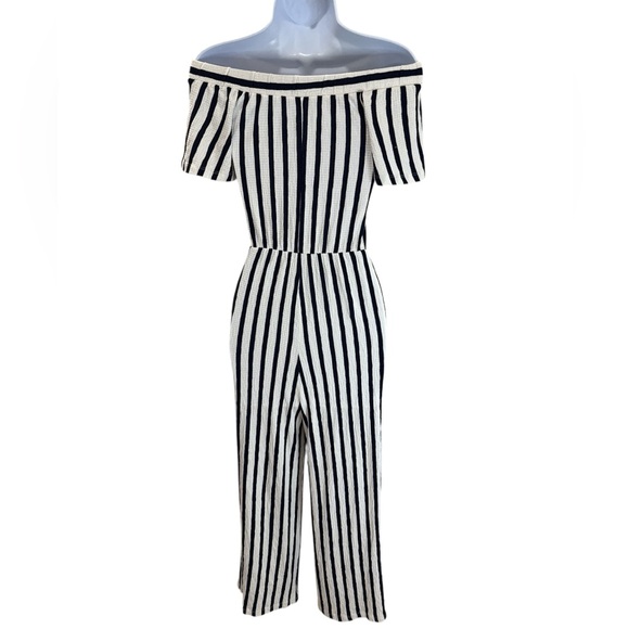 Love Tree Blue and White Striped Jumpsuit Size Small - Picture 2 of 6